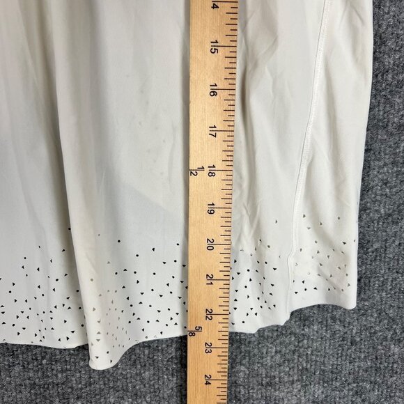 Lululemon White Spilt‎ Open Back Short Sleeve Tee T-Shirt Sz 6 - Picture 7 of 8